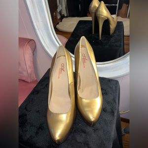 AMI Clubwear metallic gold platform heels size 10